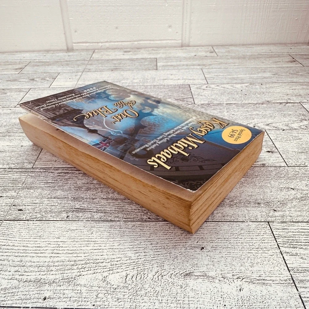 Out Of The Blue‎ by Kasey Michaels 1995 Paperback Regency Time Travel Romance